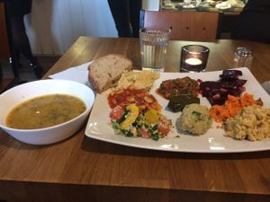 All salad option  at En Deli Haga in Gothenburg