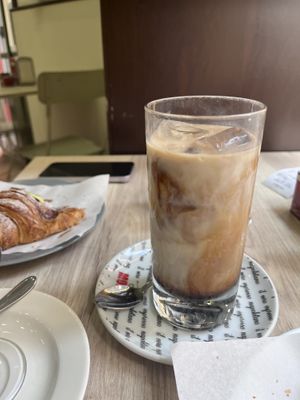 Iced coffee with soy milk   at Caffettiere Nannì in Naples