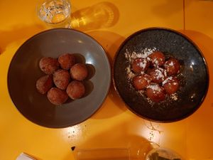 African donuts at CHERI COCO in Quebec
