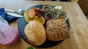 Sweet breakfast at Für Elise Kaffeebar in Bremen