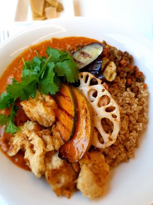 Curry was excellent. at Sunny Bowl in Seoul