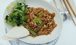 Chili Tempeh Ragout Pasta at Sunny Bowl in Seoul