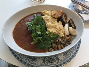 Curry  at Sunny Bowl in Seoul