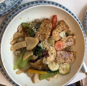 Tempeh   at Sunny Bowl in Seoul