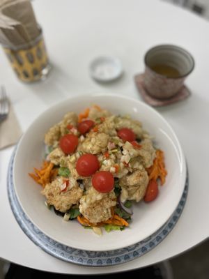 chicken salad bowl  at Sunny Bowl in Seoul