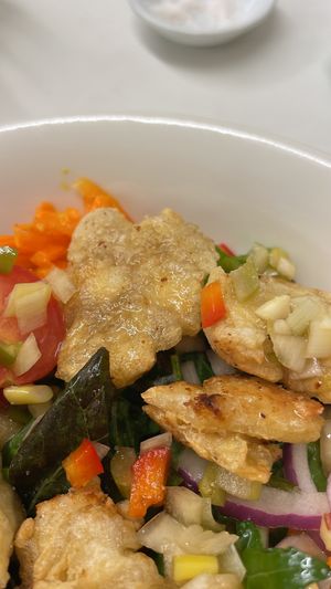 Close-up; chicken salad bowl - could be mote crunchy!  at Sunny Bowl in Seoul