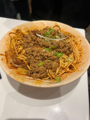 Vegane  Sichuan Zajiang Nudeln  at Liu in Berlin
