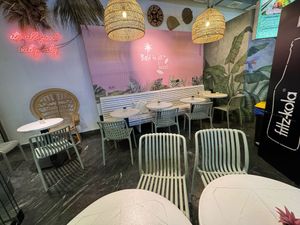 inside  at Bali Bowls in Vienna