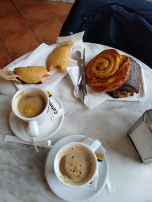  at La Pastelería Llisó in Valencia