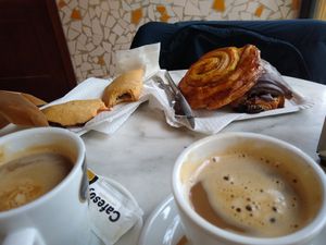  at La Pastelería Llisó in Valencia