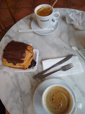  at La Pastelería Llisó in Valencia