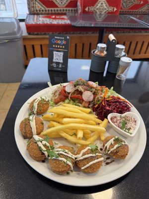 V4 - Falafel Teller  at Sham Imbiss in Ochsenfurt