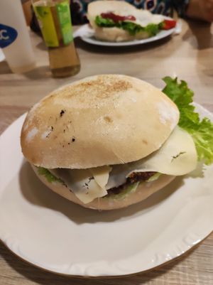 Hamburguesa boletus at Saspi in O Porrino