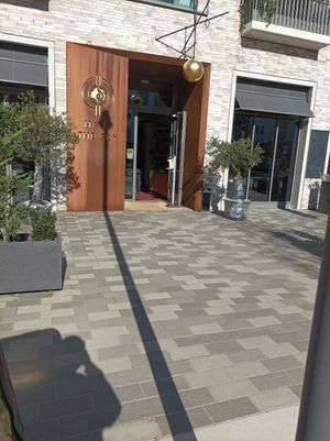  at Half the Sky in Hamburg