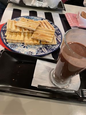 Vegan pancake and hot chocolate custom made at King's Coffee Shop in Goreme