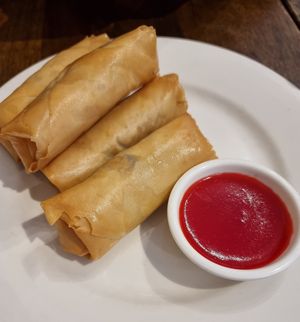 Vegan spring rolls at Bamboo Box in Katoomba