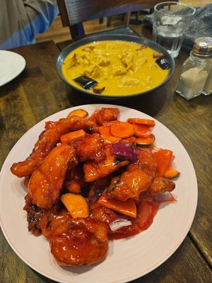 Sweet and sour fish + Malay chicken curry at Bamboo Box in Katoomba