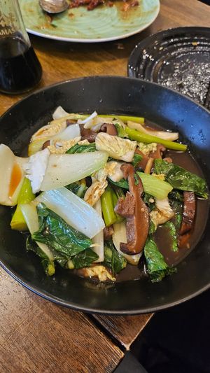 Mushrooms n greens in ginger sauce at Bamboo Box in Katoomba