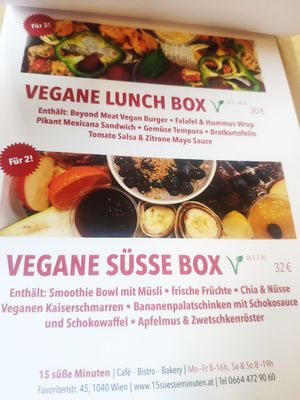 Muchas opciones veganas tanto para el desayuno como para el almuerzo at 15 süße Minuten Café - Bistro in Vienna