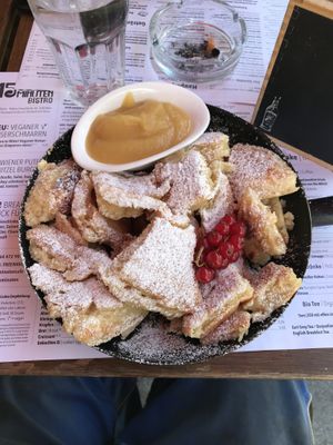Emperors mess (Kaiserschmarren)  at 15 süße Minuten Café - Bistro in Vienna