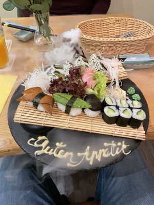Vegan sushi menu  at Bach Tra Cuisine in Lunen
