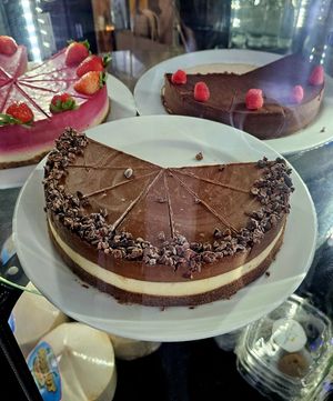  at Sage Bistro and KindKreme in Los Angeles