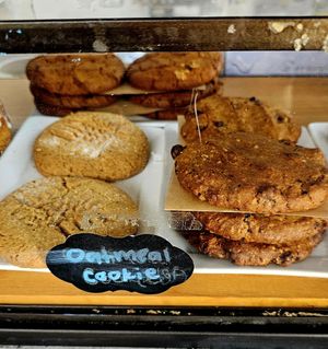  at Sage Bistro and KindKreme in Los Angeles