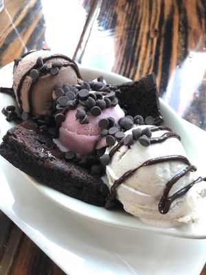 GF Brownie Sundae at Sage Bistro and KindKreme in Los Angeles