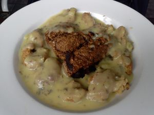 biscuits and gravy at Sage Bistro and KindKreme in Los Angeles