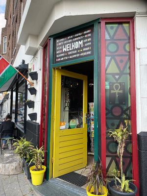  at Royal Roots Corner in Rotterdam