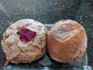 Paczi: raspberry rose, custard at Botanical Bakeshop in Milan