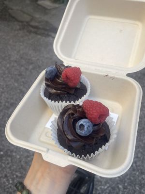Chocolate cupcakes  at Crave Food Bakery  in Udine