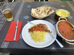 Bhindi Masala with Naan  at Restaurant Taj in Hersbruck
