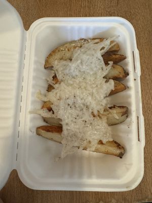 veganized potato wedges   at LuluBelle's Coffee House and Bakery in Running Springs