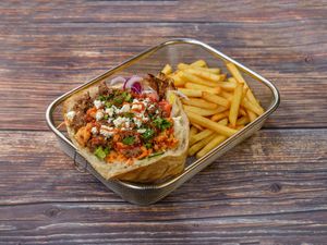 Vegan gyros avec frites at Eat With Joy in Paris