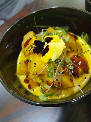 Papas al curry  at Vegsu in Panama City