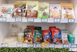 Snacks at Shu Kee 樹記腐竹 in Hong Kong Island