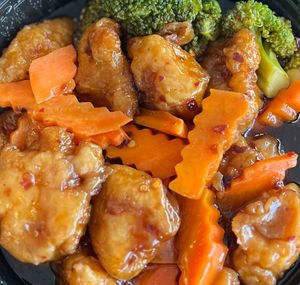 Vegan General Tso's Magic at Sunflower Vegetarian Restaurant in Vienna