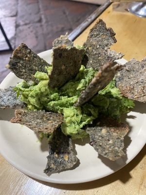 Guacamole con totopos  at LunchV - Delivery Only in Mexico City