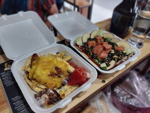 Salchipapas con costra de queso y ensalada planta baja con jamoncito y queso veg. at LunchV - Delivery Only in Mexico City