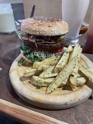 Hawaiian burger   at LunchV - Delivery Only in Mexico City