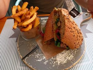  at O Giro in Funchal