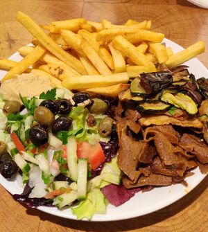 Seitan box 9€. Really tasty and cheap! at MUC - Oliva - T2 in Munich