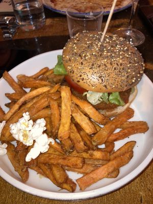 Meatless farm burger   at Diferent in Mallorca