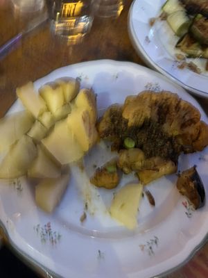 Cauliflower and jacket potato   at Diferent in Mallorca