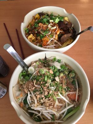 Vegan curry and vegan soup. 7,50€ each 🙏❤️👍  at Chada Thai - Thai Nuddelsuppe in Freiburg
