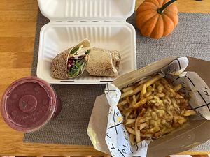 Açaí smoothie, chicken Caesar wrap, chili cheese fries  at Plant City X in Warwick