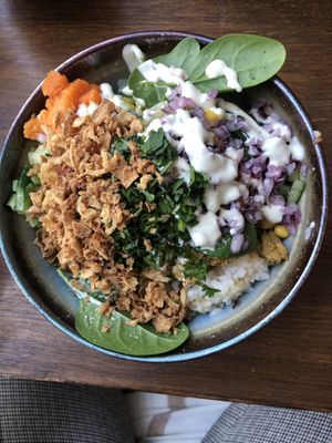 Planted chicken bomb  at Apapika Bowls in Vienna