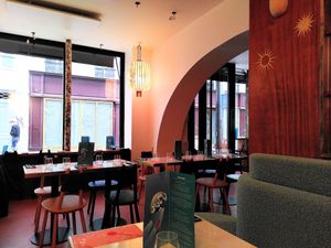 Interior at brEAThe Restaurant | Sushi végétal à Paris in Paris