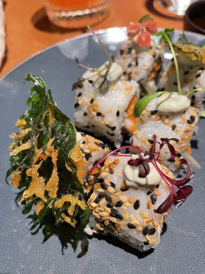 👌 at brEAThe Restaurant | Sushi végétal à Paris in Paris